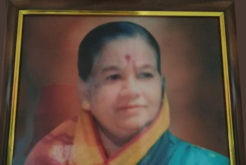 स्व. वत्सलाताई तुळशीराम शेळके यांच्या स्मृतिंना विनम्र अभिवादन.